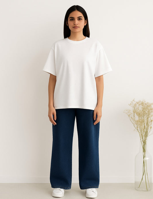 Wide Leg Jeans with Oversized Basic T-Shirt
